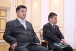 Президент Кыргызстана вручил орден «Данакер» президенту ФИФА Й.Блаттеру Президент Кыргызстана вручил орден «Данакер» президенту ФИФА Й.Блаттеру